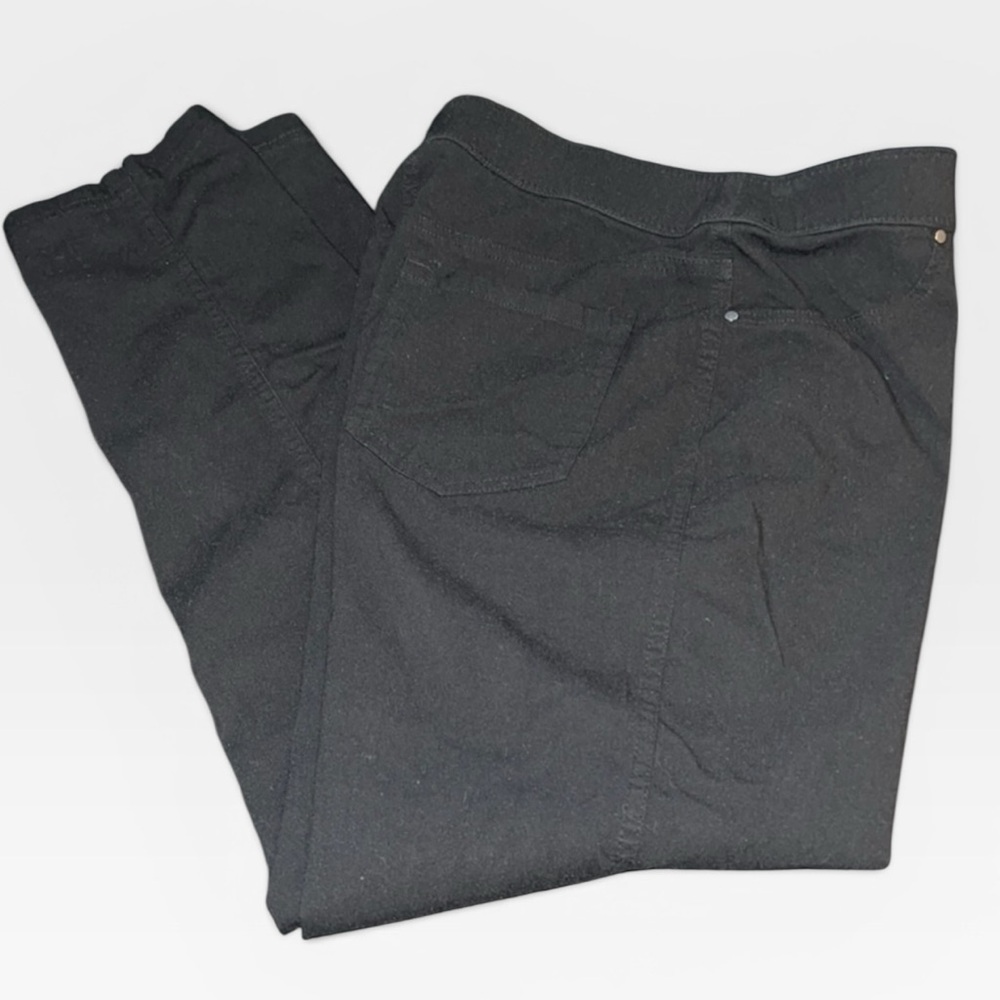 Chico’s black ankle stretch pants Sz 6 Chico’s Sz 0.5 Mid Rise 10”‎
